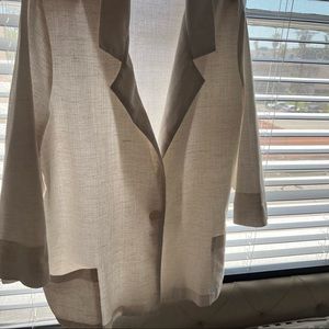 Alice Stuart Ivory Linen Blazer